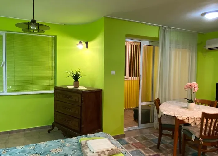 Aurora Sea Breeze Burgas